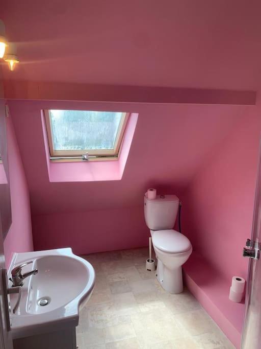 Studio Meuble Dans Une Maison Limay Exterior photo